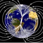 Campo gravitacional de la Tierra y reducción de datos